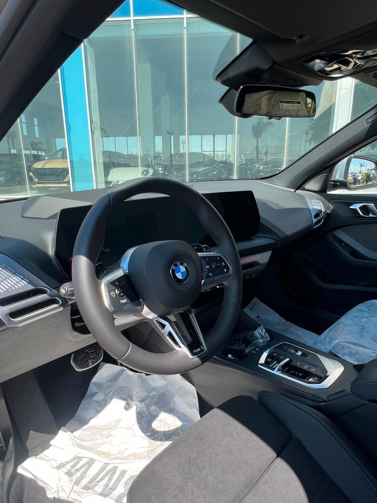 BMW 120 48V MSport auto possibilità noleggio no scoring