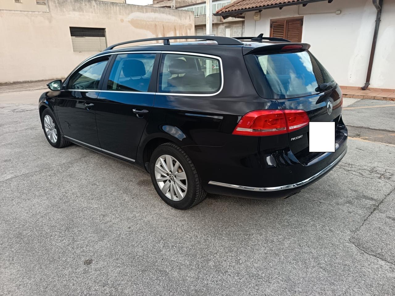 Volkswagen Passat Var. 2.0 TDI Comfortline Full Optional