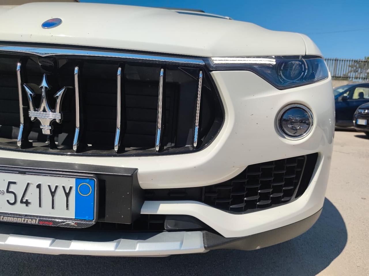 Maserati Levante V6 Diesel 275 CV AWD Granlusso pochi km