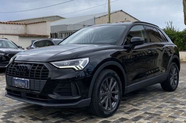 Audi Q3 Business 2.0 TDI 150CV S-Tronic 35