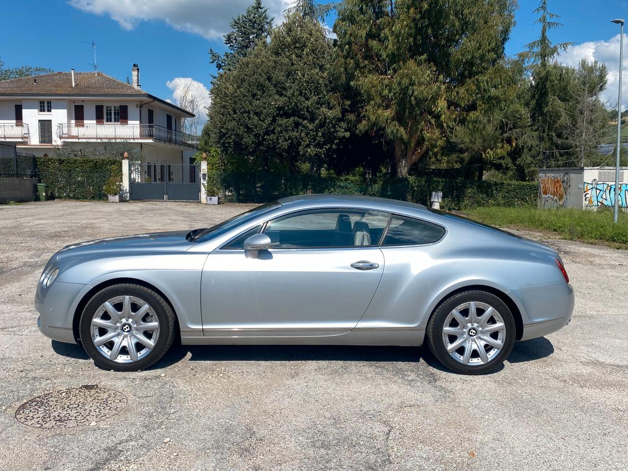 Bentley Continental GT