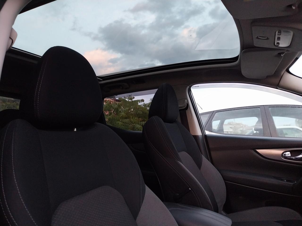 NISSAN QASHQAI 1.5 DIESEL N-CONNECTA SOLO 70.000 KM