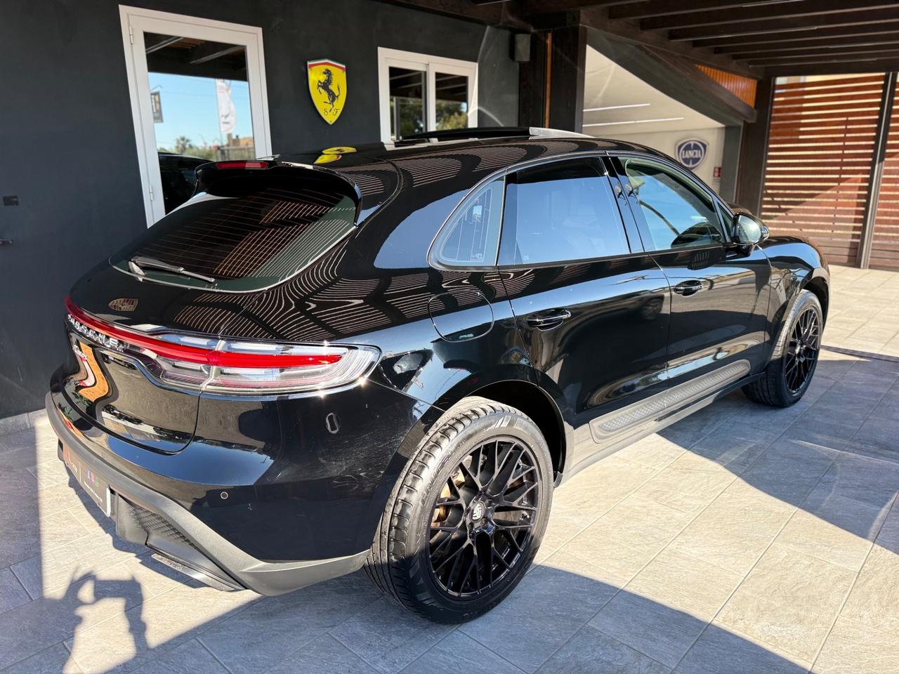 Porsche Macan 2.0 265 CV TETTO APRIBILE IVA ESPOSTA
