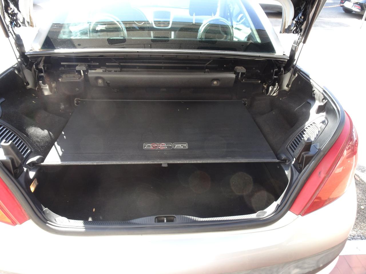 Peugeot 207 1.6 HDI 110CV TEKNO