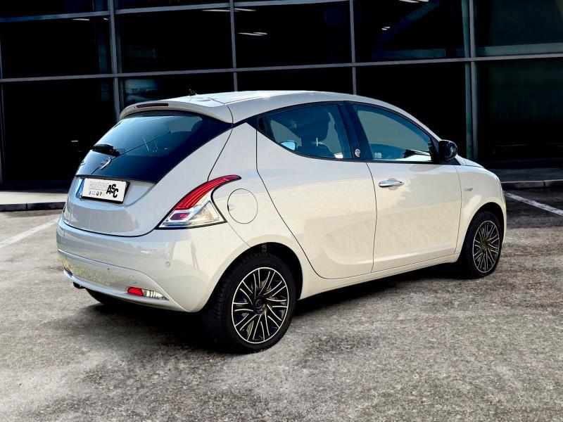 Lancia Ypsilon 5 Porte Ypsilon 1.2 Gold ecochic Gpl 69cv my19