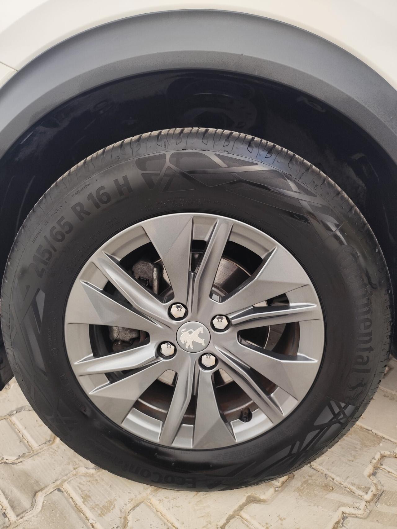 Peugeot 2008 BlueHDi 110 S&S Active Pack