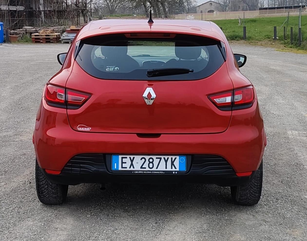 Renault Clio 1.2 75CV 5 porte Costume National