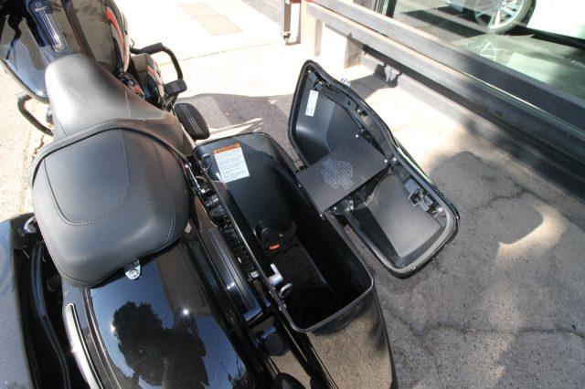 HARLEY-DAVIDSON FLHX Street Glide FLHXS 114 Special Custom