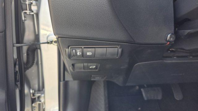 TOYOTA Corolla Cross 2.0 Hybrid 197 CV E-CVT Trend PERMUTE UNICOPRO.