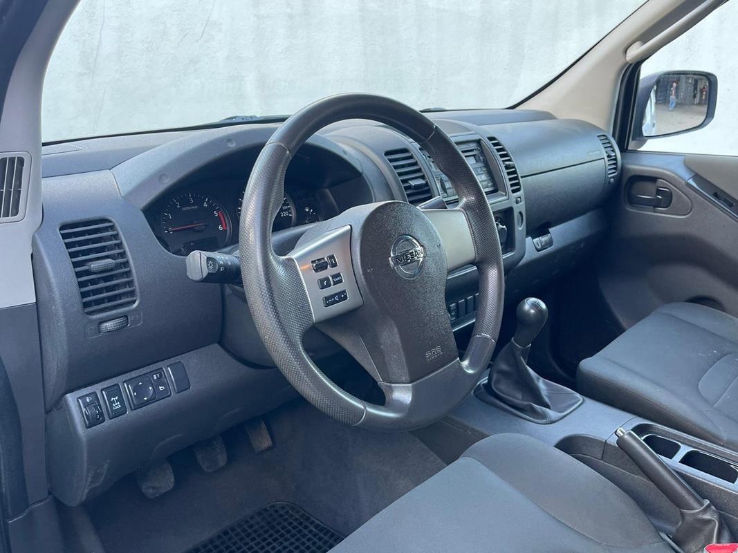 Nissan Navara 2.5 dCi 4 porte Double Cab WoRK 4wd