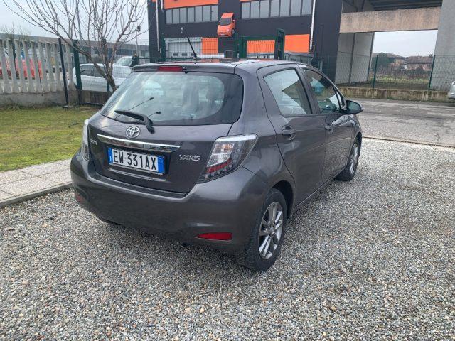 TOYOTA Yaris 1.0 5 porte Lounge
