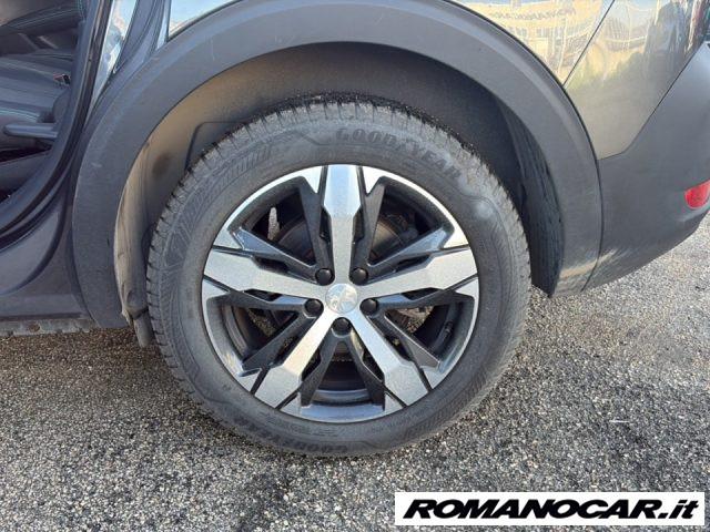 PEUGEOT 5008 BlueHDi 130 S&S EAT8 Allure Pack