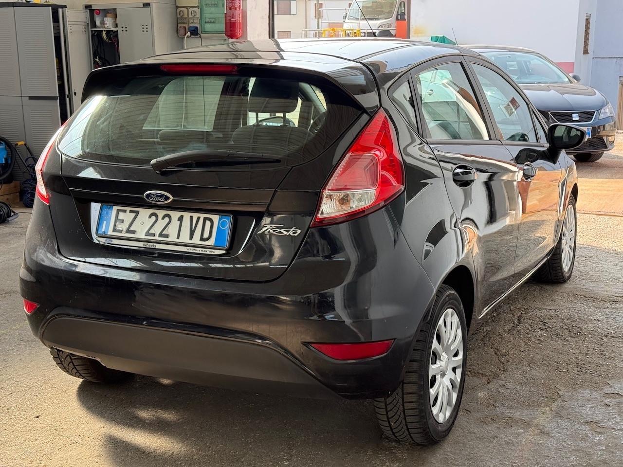 Ford Fiesta 1.4 5p. Bz.- GPL Titanium