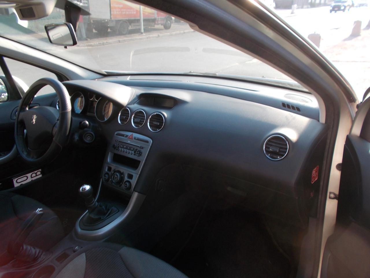Peugeot 308 1.6 HDi 90CV 5p. Tecno