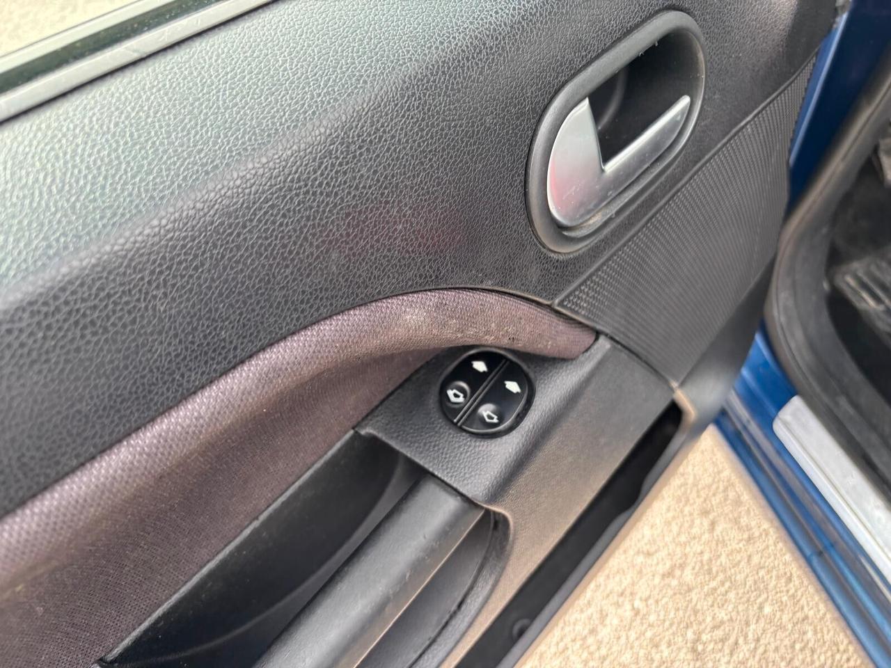 Ford Fiesta 1.4 TDCi 5p. Ghia