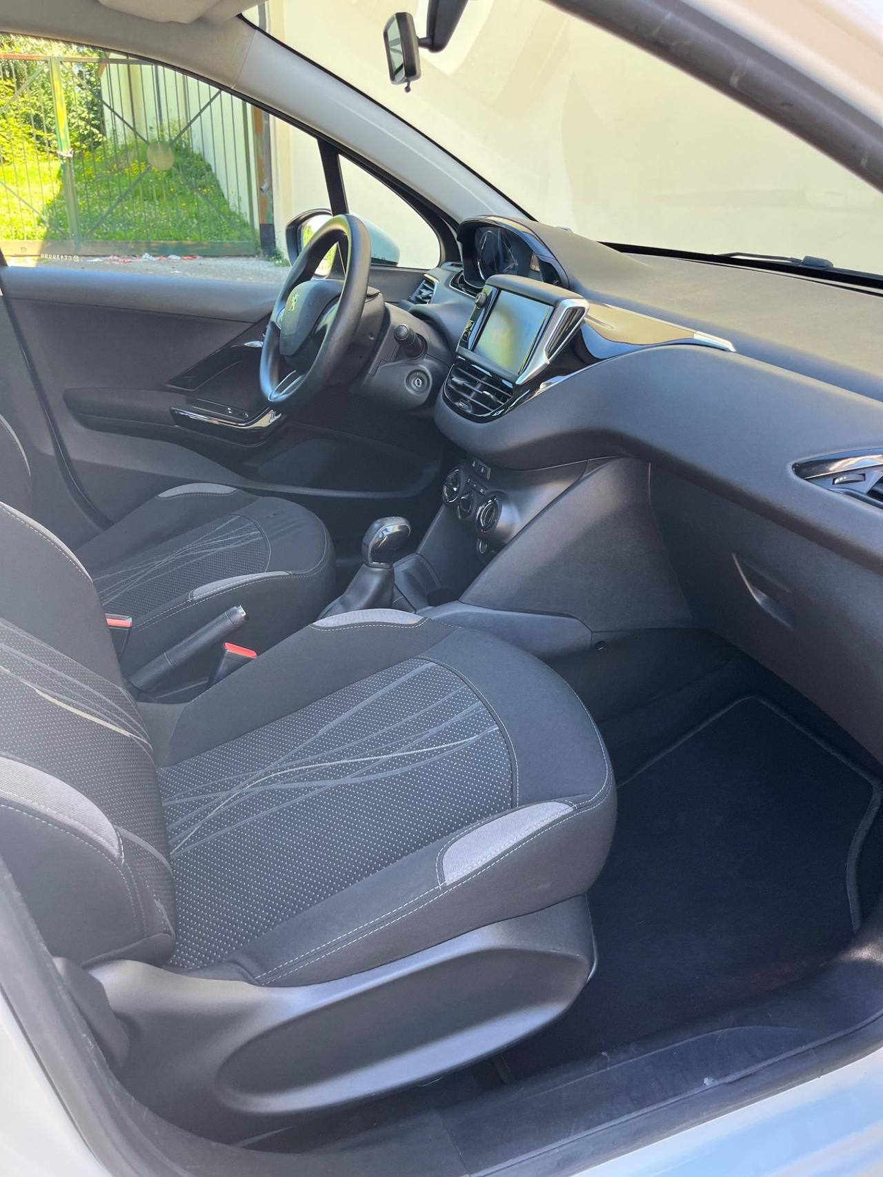 Peugeot 208 1.2 VTi 82 CV 5 porte Access