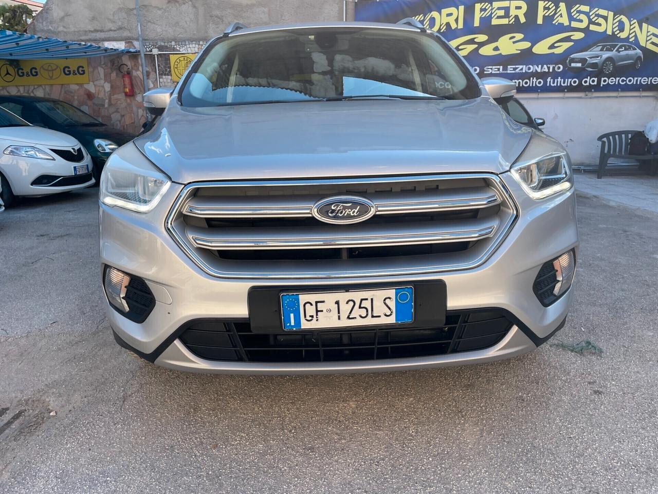 Ford Kuga 1.5 TDCI 120 CV S&S 2WD Titanium