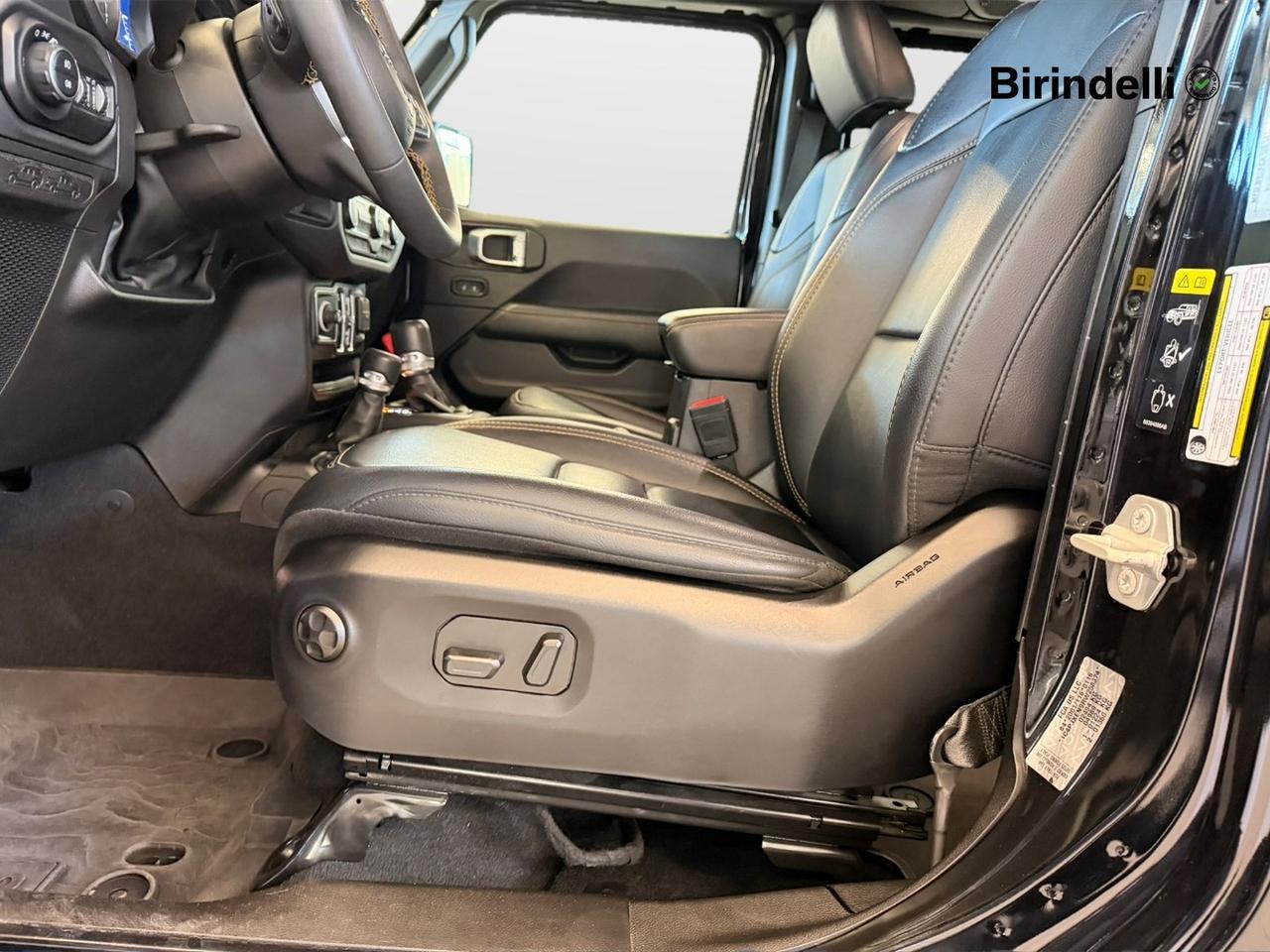 JEEP Wrangler 4ª serie - Wrangler Unlimited 2.0 Turbo Sahara
