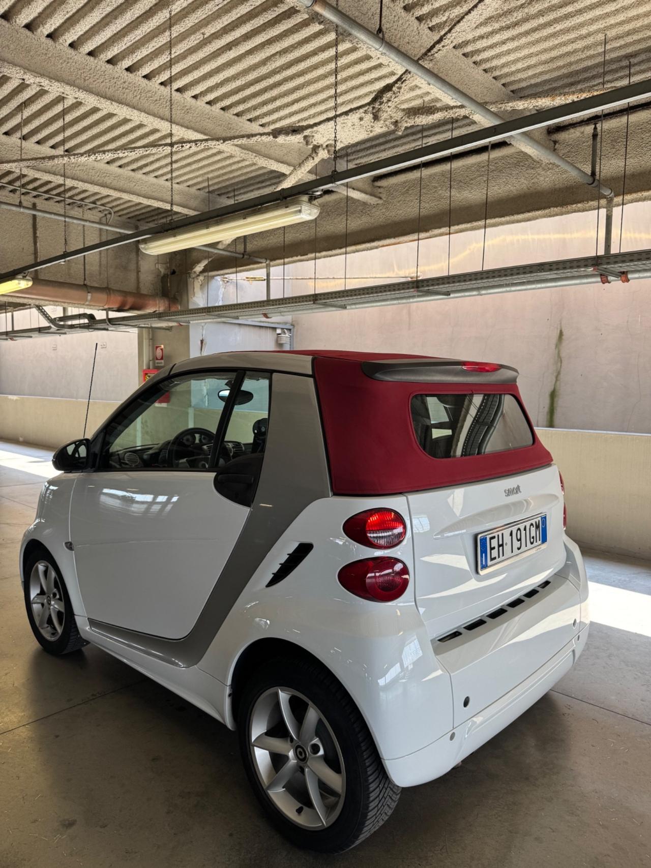 Smart ForTwo 1000 62 kW cabrio pulse