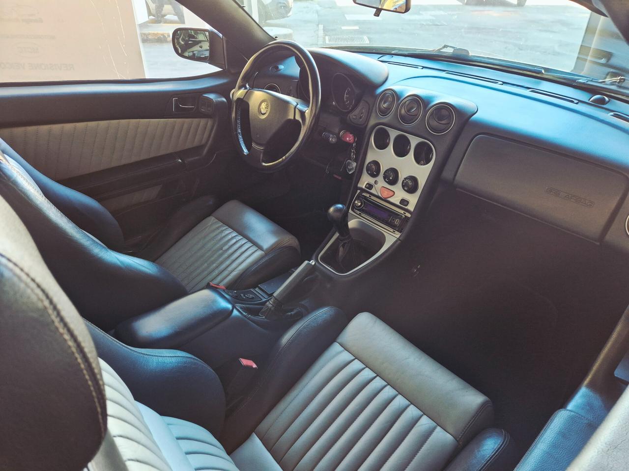 Alfa Romeo GTV Spider 2.0i 16V Twin Spark ASI
