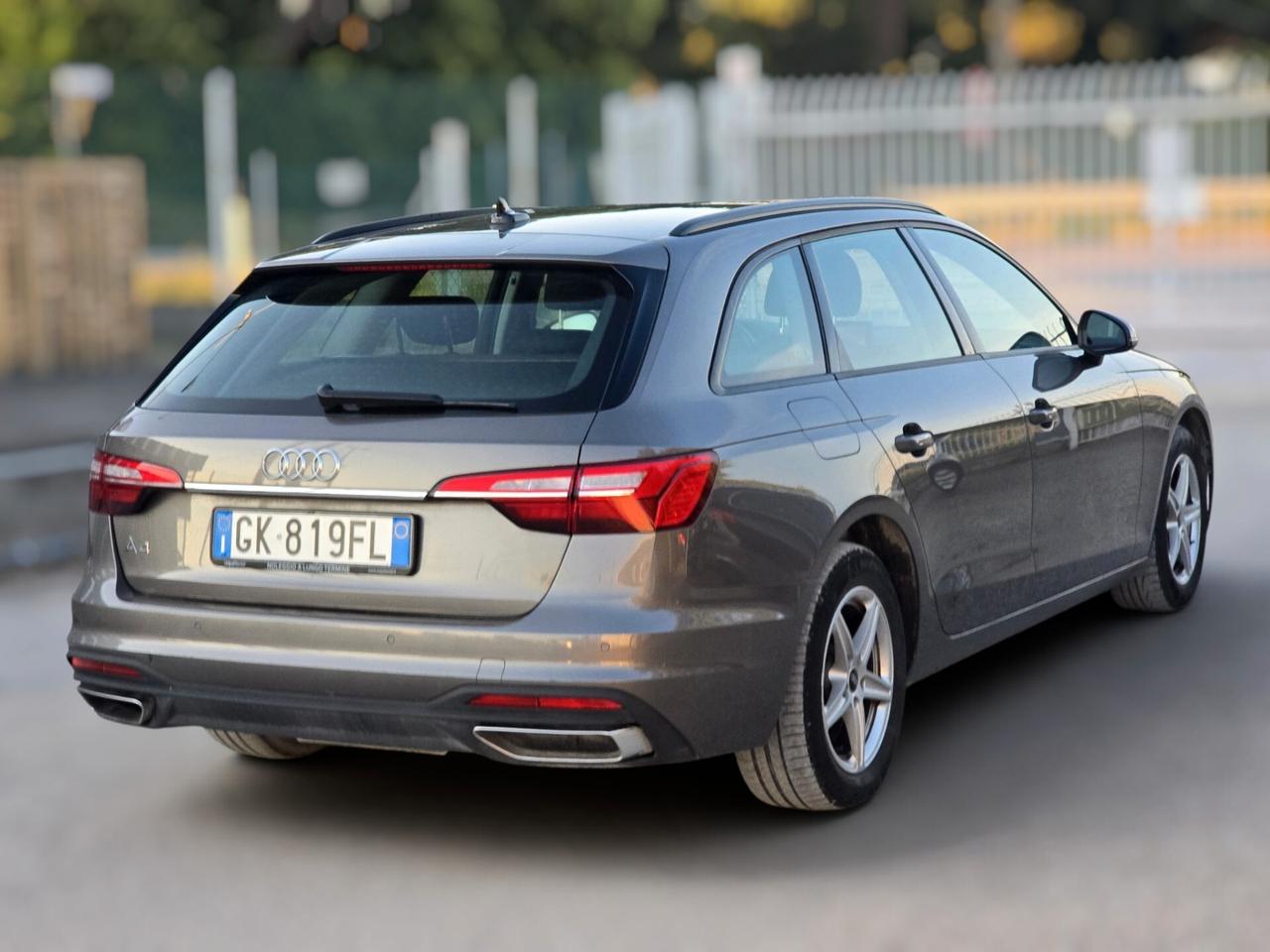 Audi A4 Avant 40 TDI S tronic Business