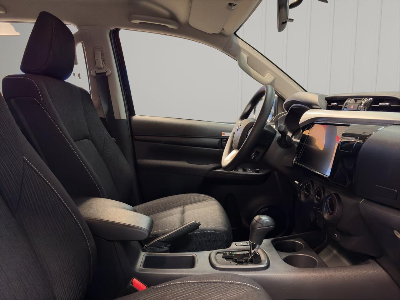 Toyota Hilux 2.4 d-4d double cab Comfort auto