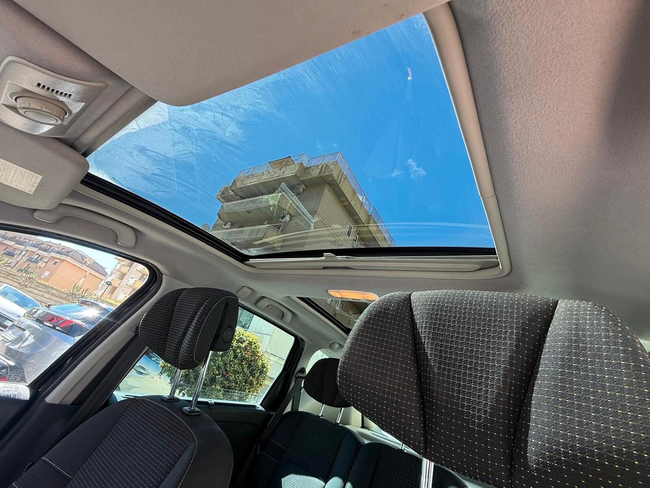 Renault Scenic Scénic X-Mod 1.5 dCi 110CV Dynamique