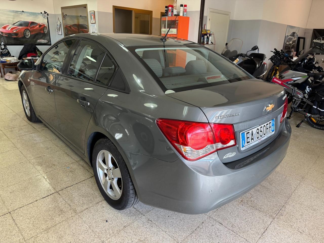 Chevrolet Cruze 1.6 cc. GPL Berlina LS OK NEOPATEN