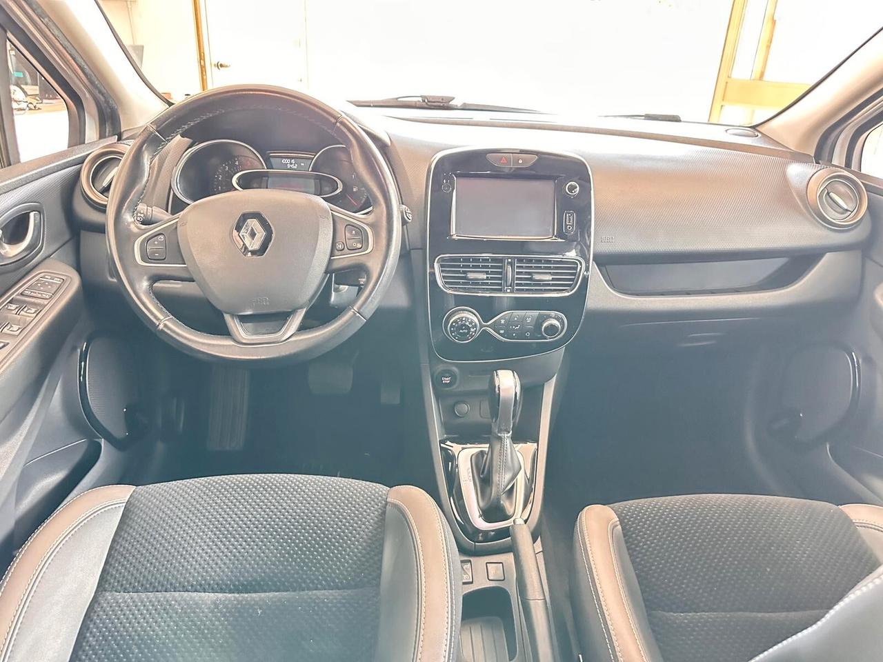 Renault Clio dCi 8V 90CV EDC Start&Stop 5 porte Energy Intens