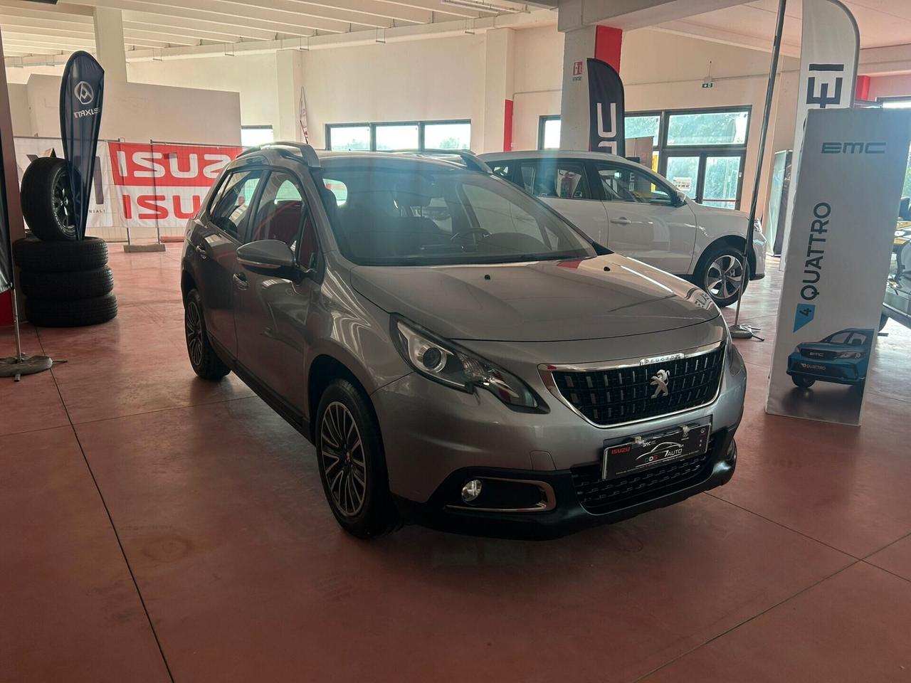 Peugeot 2008 serie 2 benzina 1200 CV 110 KM 27.783 Garanzia 12 mesi