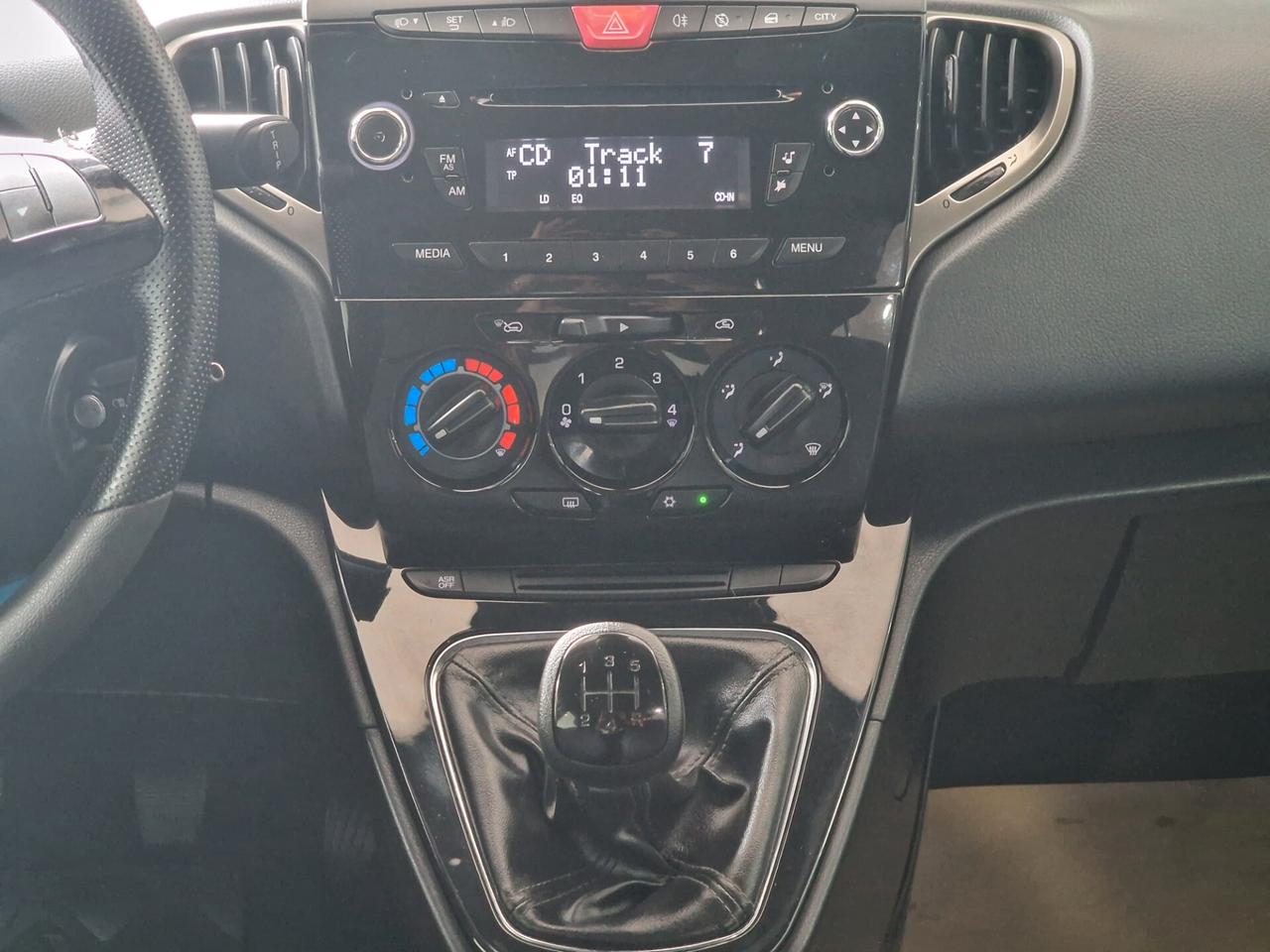 Lancia Ypsilon 1.3 MJT 16V 95 CV 5 porte S&S Gold