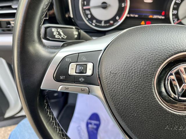 VOLKSWAGEN Touareg 3.0 V6 TDI SCR Black Style