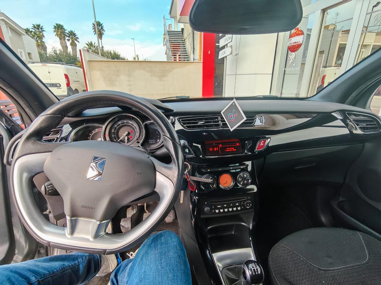 Ds DS3 3 1.2 VTi 82 So Chic Cabrio