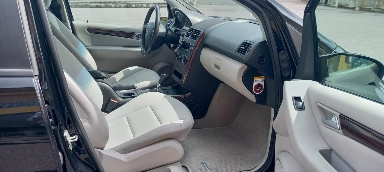 Mercedes-Benz Classe A 150 All. Elegance Benzina cc. 1.5 CV. 95 Cambio Automatico 5 Porte 5 Posti Utilizzabile anche per i Neopatentati.