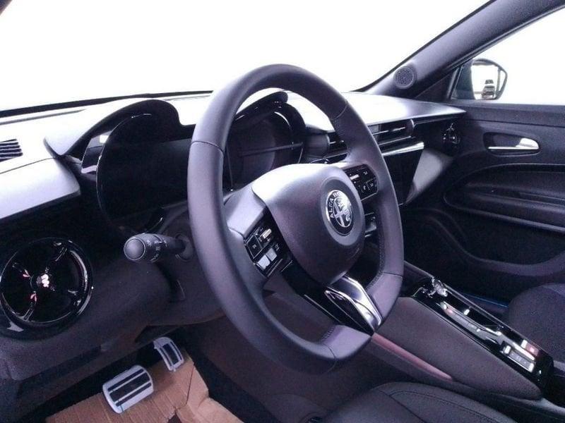 Alfa Romeo Junior 1.2 ibrida Speciale 145cv edct6