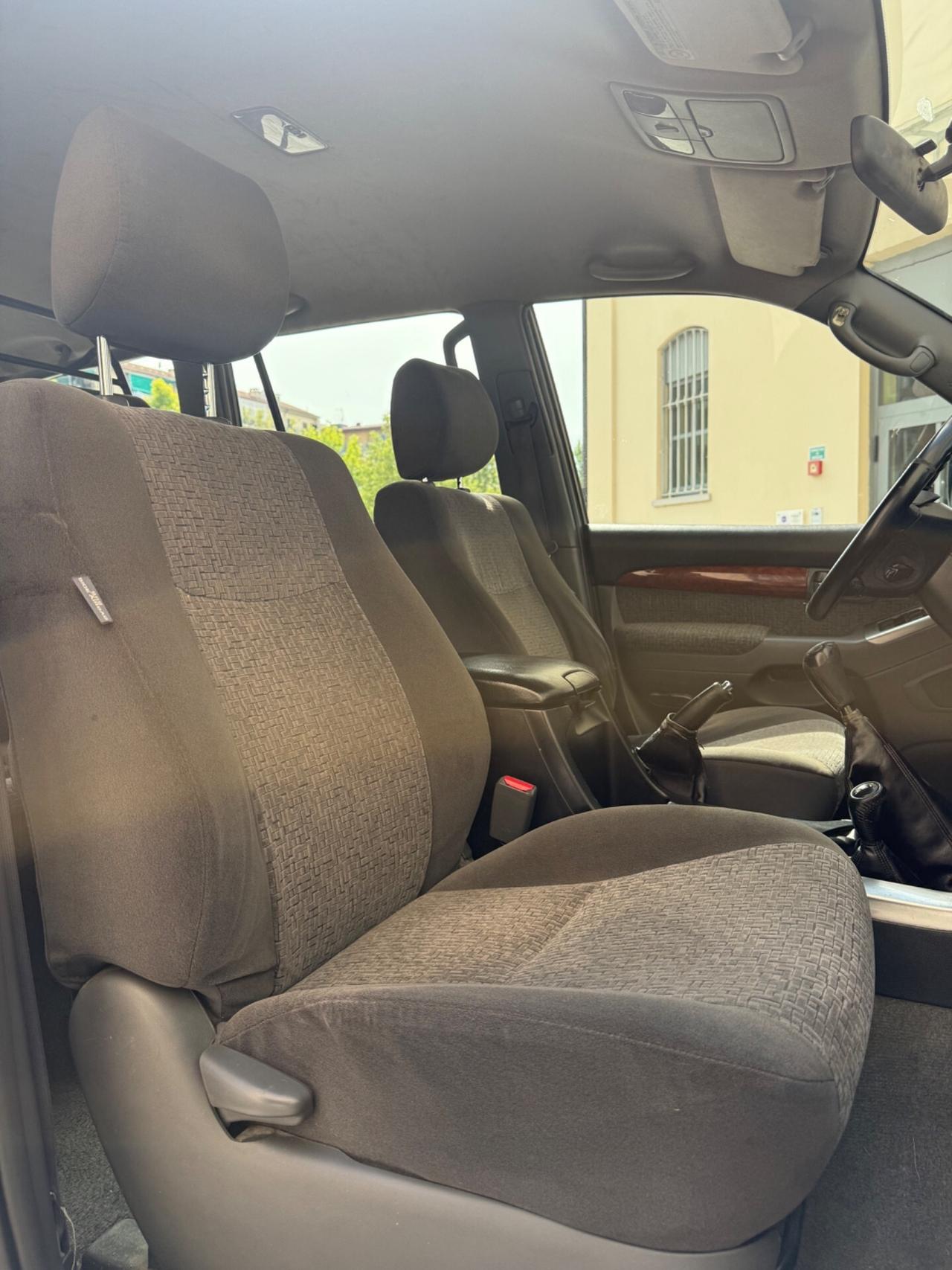 Toyota Land Cruiser 3.0 D-4D 16V cat 5 porte Sol