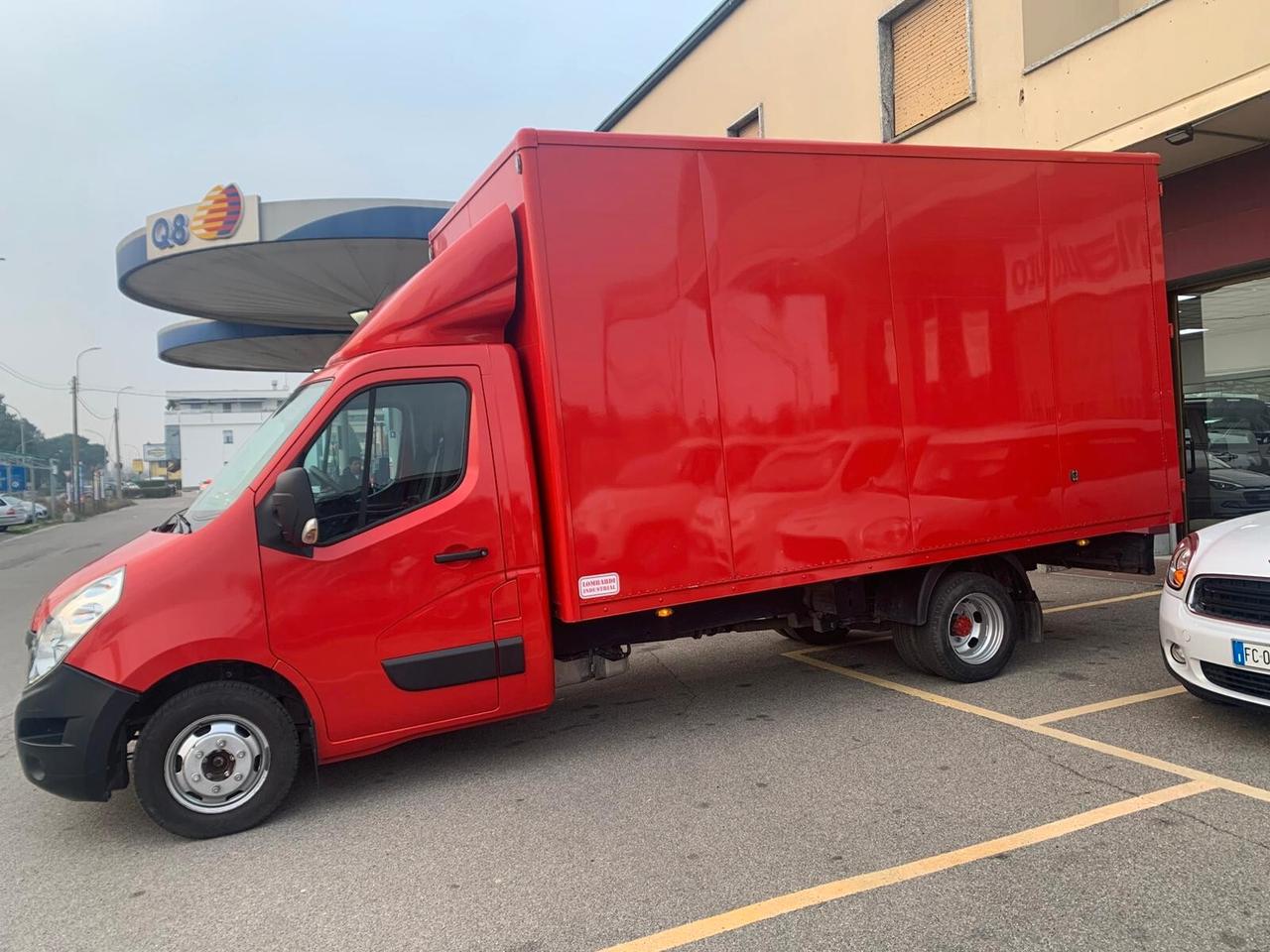 Renault Master T35 2.3 dCi/130 PM Cabinato