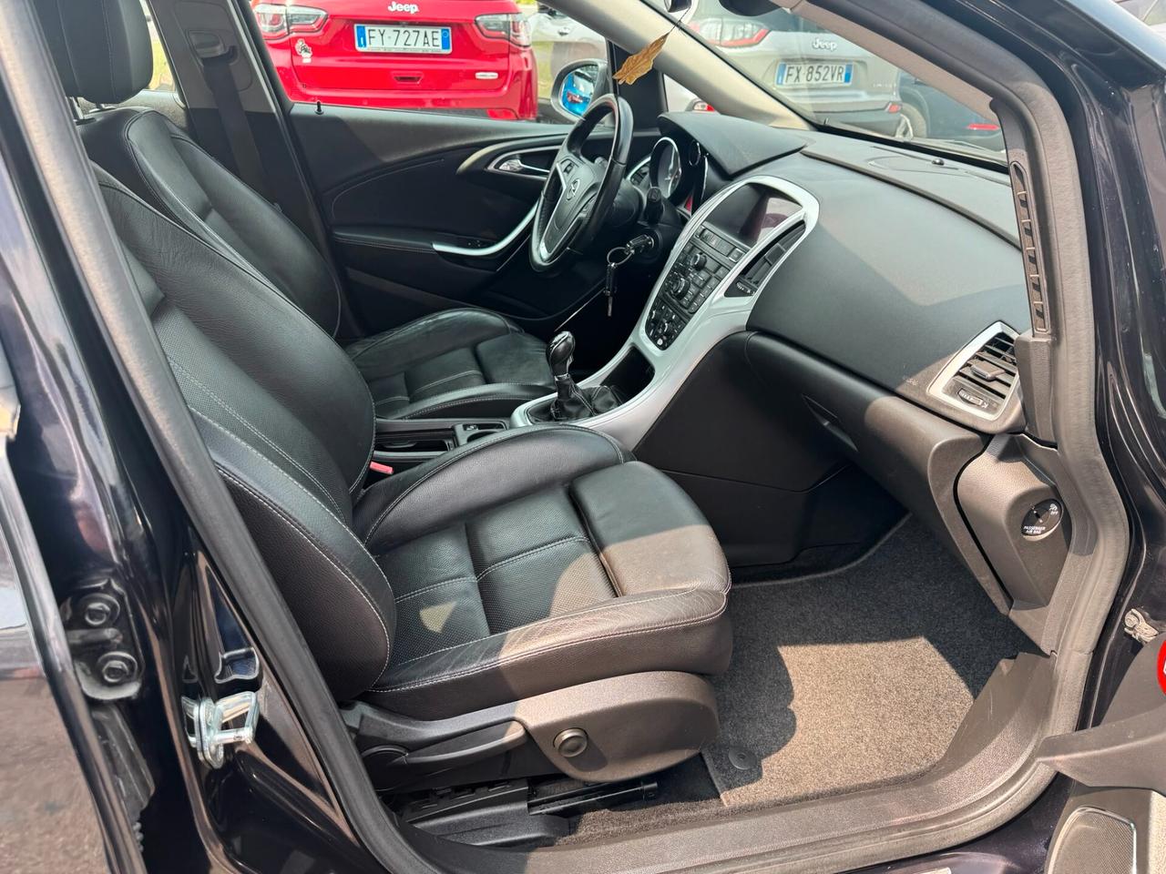 Opel Astra IV 2010 5p 1.6 turbo Cosmo S 180cv*pelle*navi*