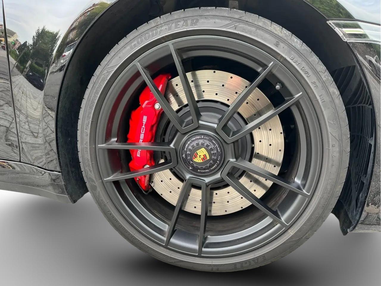 Porsche 911 Carrera 4 GTS Cabriolet Perfetta