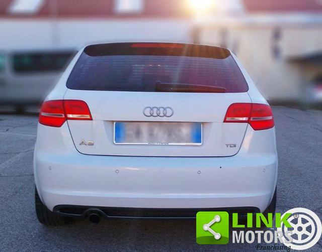 AUDI A3 SPB. 2.0 TDI S-tronic S-line -TETTOAPRIBILE-