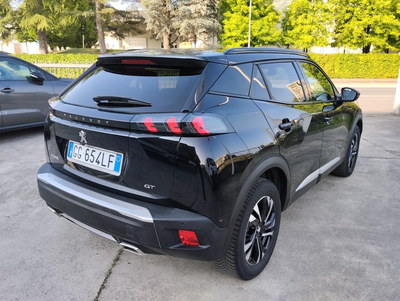 Peugeot 2008 PureTech 130 S&S GT