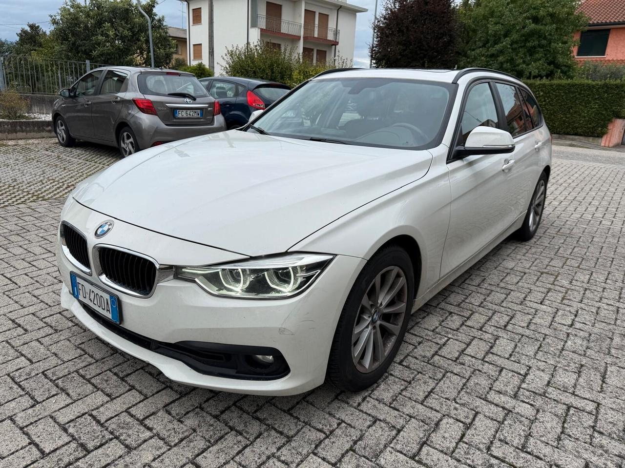 Bmw 320D + doppio tetto panoramico