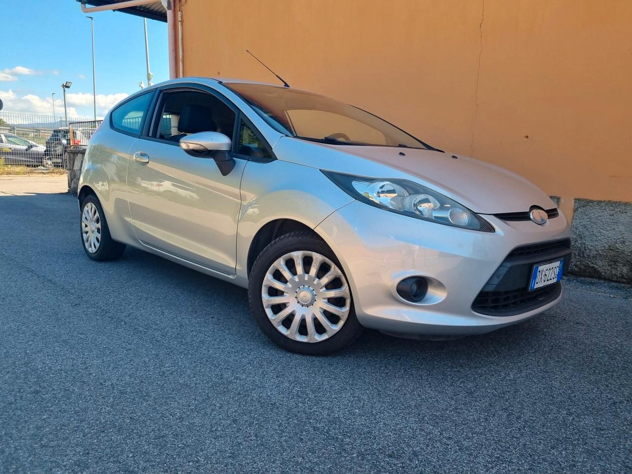 Ford Fiesta 1.4 3 porte Bz.- GPL Titanium