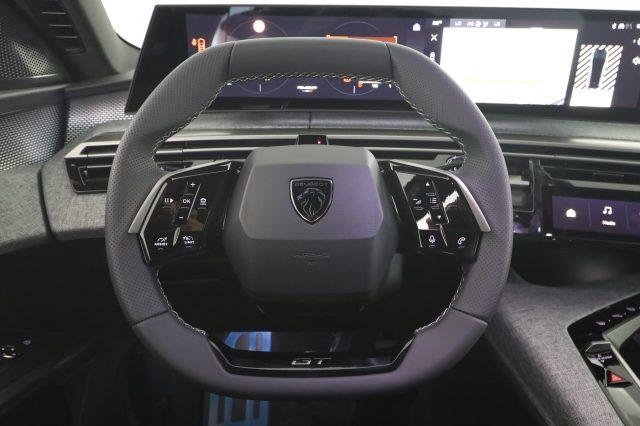 PEUGEOT 5008 3ª serie Hybrid 145 e-DCS6 GT
