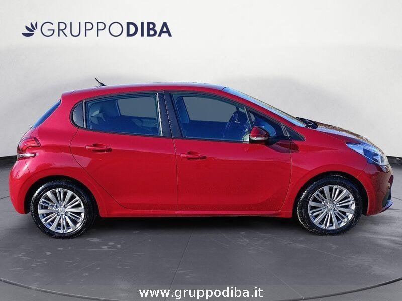 Peugeot 208 I 2015 Benzina 5p 1.2 puretech Active 82cv