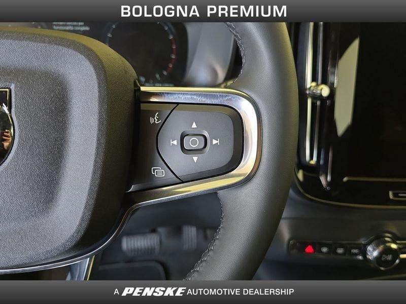 Volvo XC40 T2 automatico Core