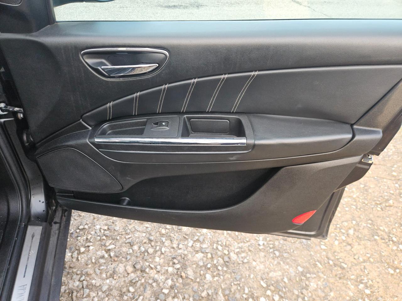 Lancia Delta 1.9 MJT Twinturbo DPF Gold