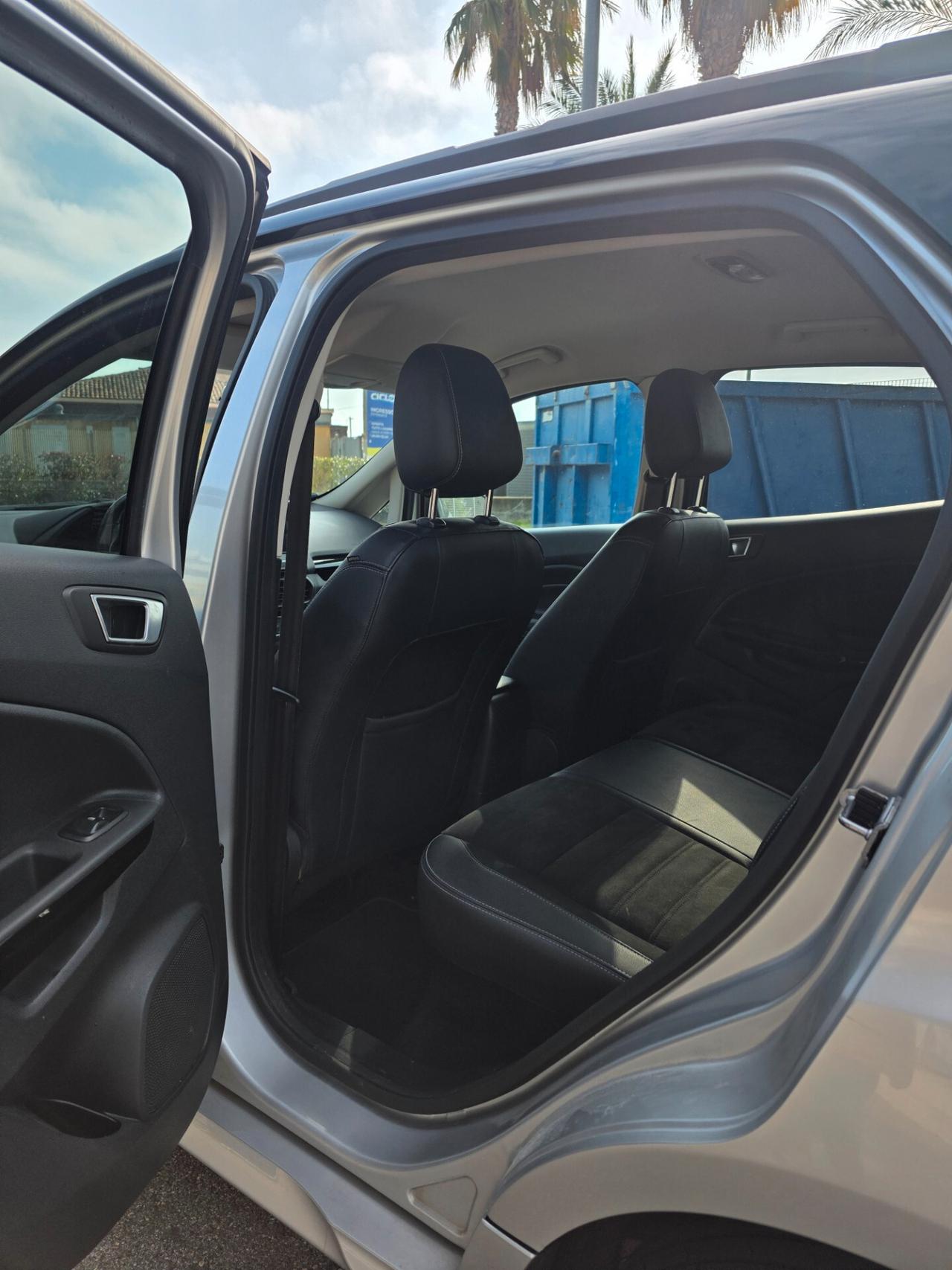 Ford EcoSport 1.5 TDCi 100 CV Start&Stop ST-Line