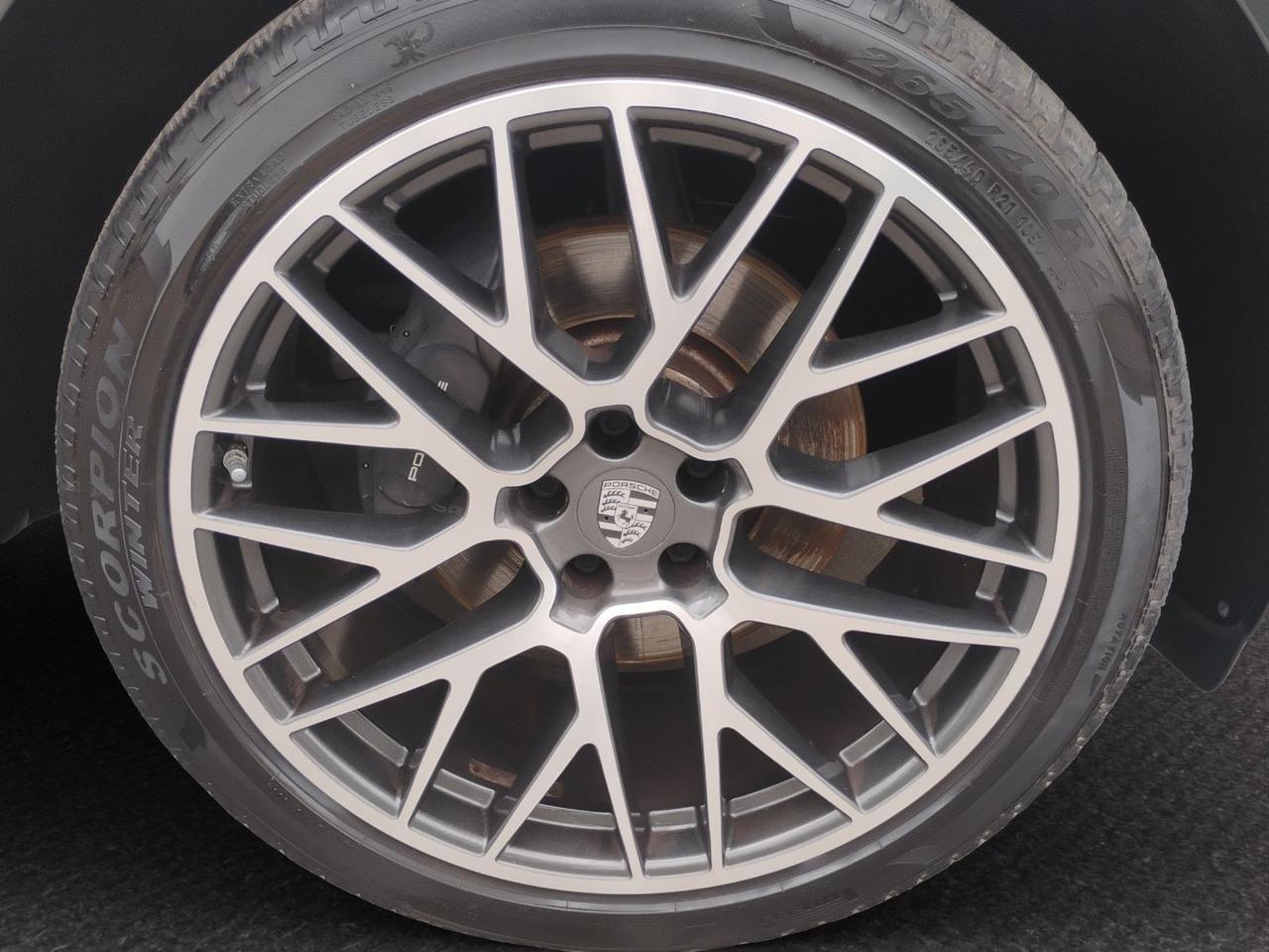 Porsche Macan 2.0 245cv pdk.CERCHI 21.TELECAMERA 360