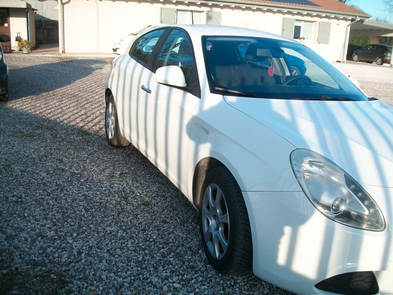 Alfa Romeo Giulietta 1.4 Turbo MultiAir Distinctive cc 1368 benzina multiair km 153400 garanzia un anno
